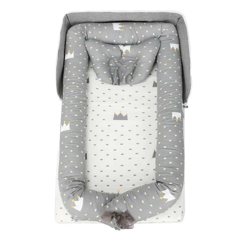 Fashionable 2-in-1 Baby Travel Bed